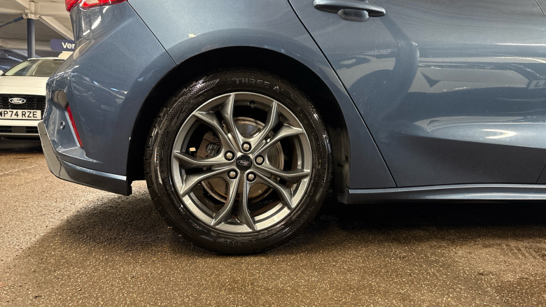 Ford Focus 1.0 EcoBoost 125 ST-Line 5dr Auto Petrol Hatchback